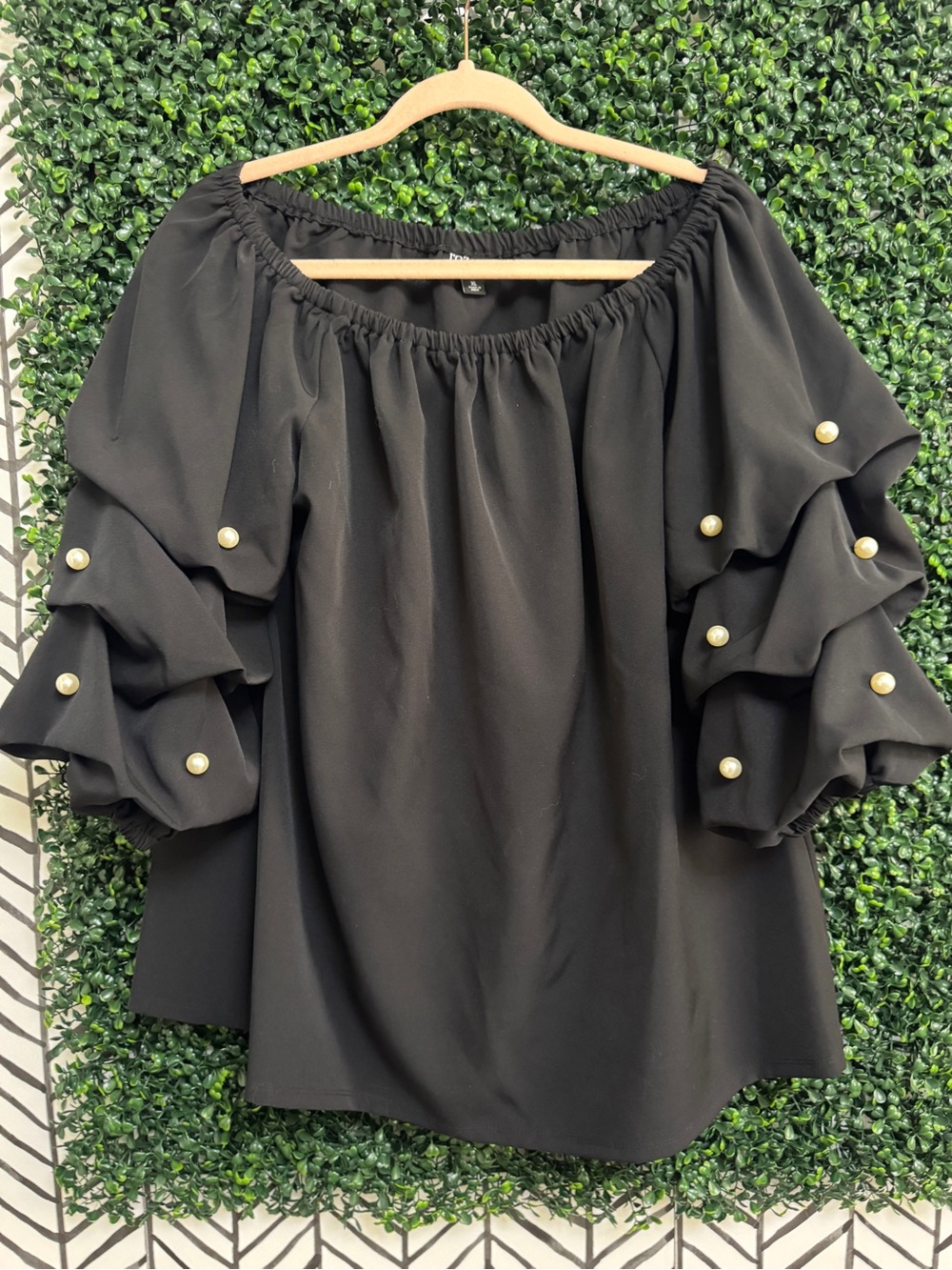 Roz & Ali Black Off-Shoulder Top with Pearl Accent Sleeves